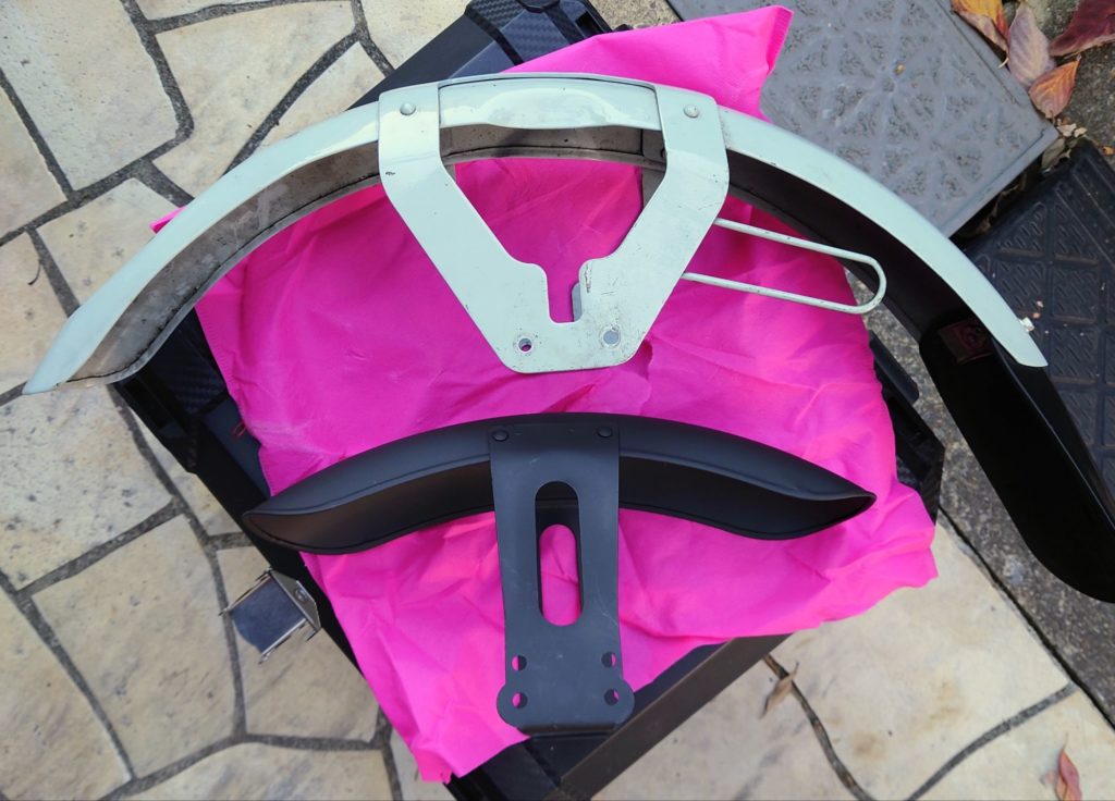 クロスカブ 純正フェンダーと社外品フェンダー 比較