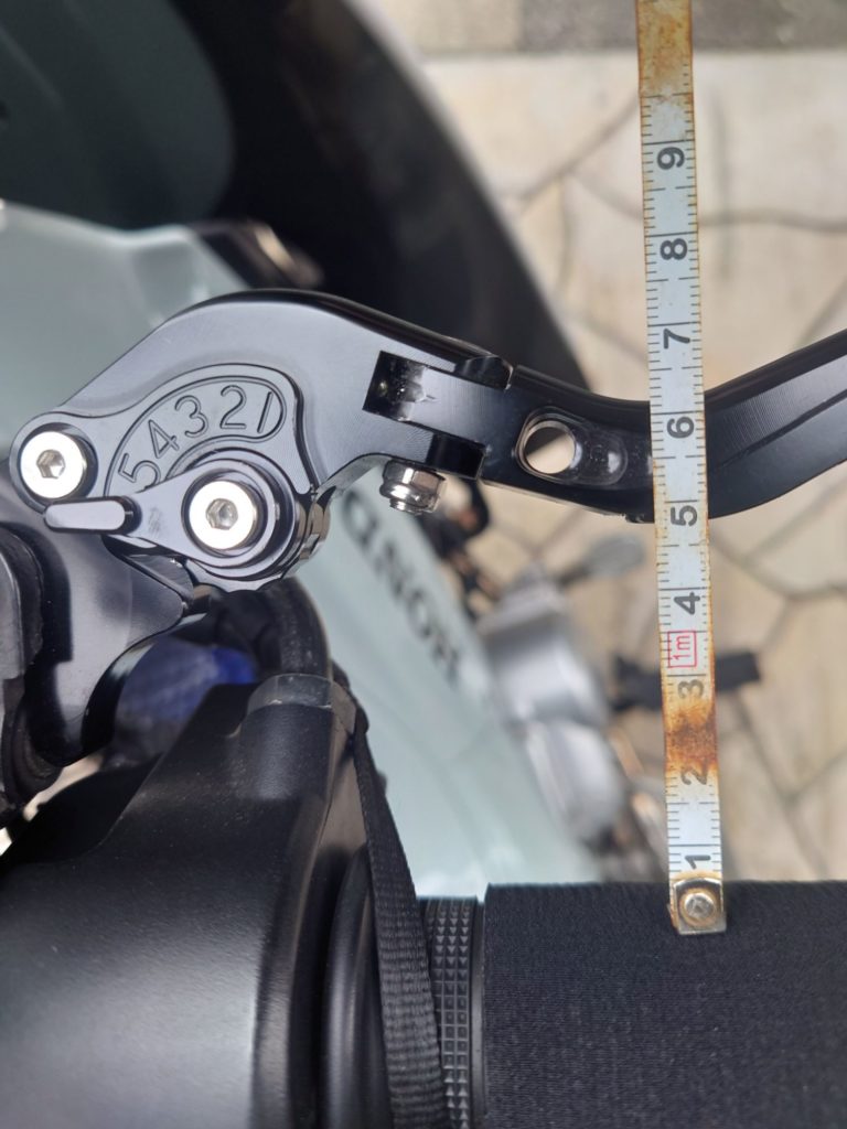 カブのブレーキレバー交換