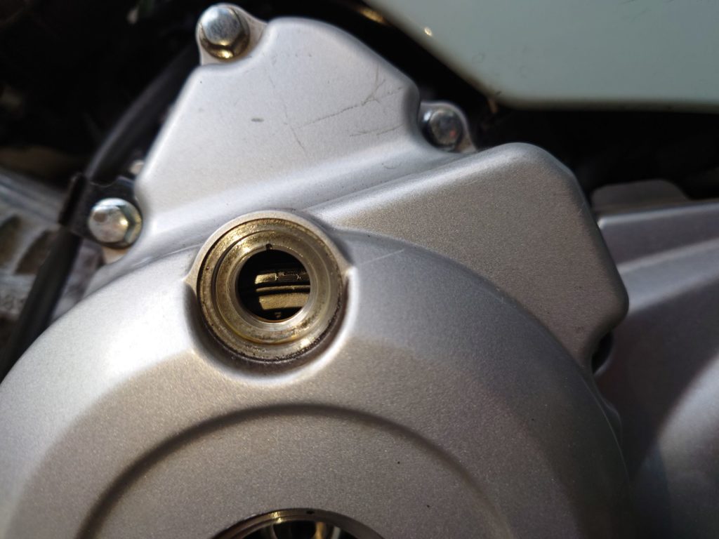 圧縮上死点のTマーク