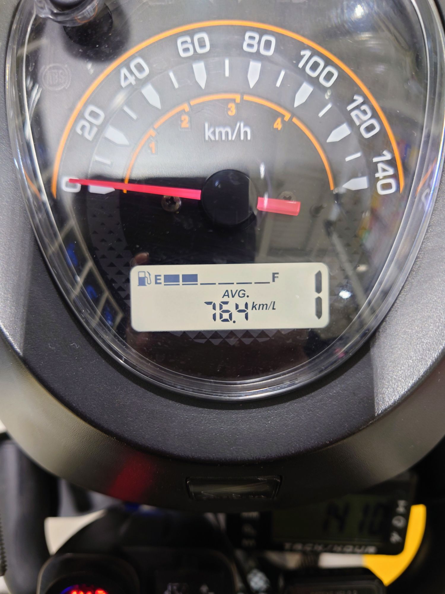 クロスカブの燃費